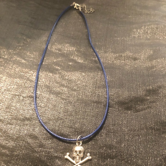 Pirate Crossbones Charm Necklace - Picture 1 of 2
